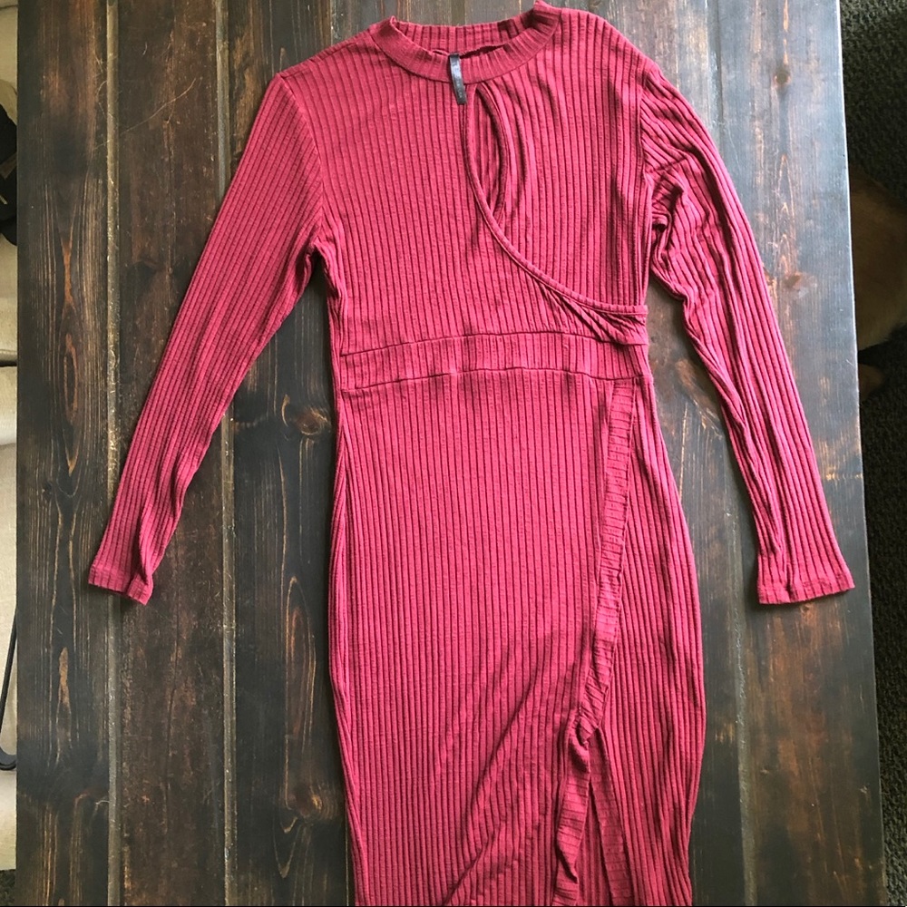 Keyhole midi dress